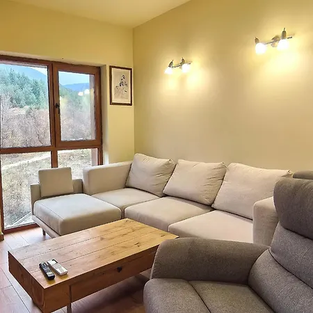 Woodsy Views 1 Bedroom * Bansko