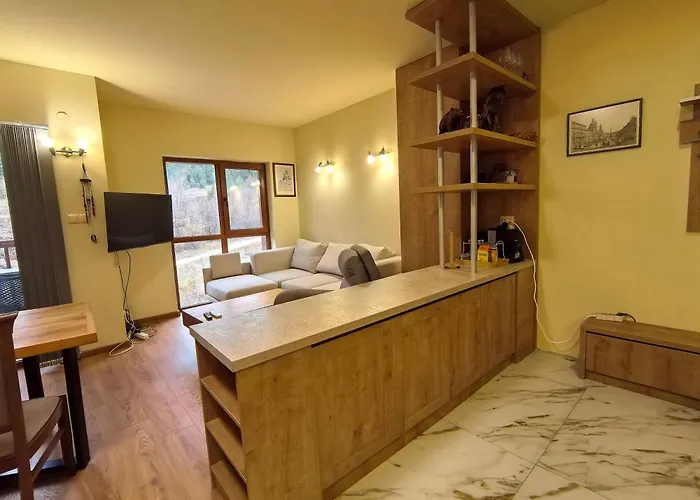 Woodsy Views 1 Bedroom Apartment Bansko
