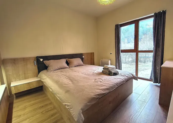 Woodsy Views 1 Bedroom * بانسكو
